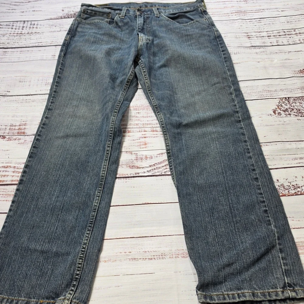 Levis levi 559